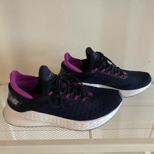 New Balance Running Shoe - Women's Size 7.5 - Like New
